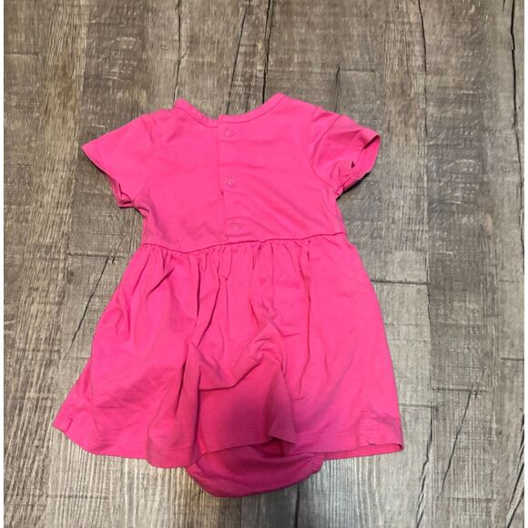 Carter’s Baby Girl Dress Bodysuit 9M Pink Short Sleeve One Piece Outfit - Picture 3 of 3